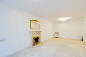 Lounge- click for photo gallery